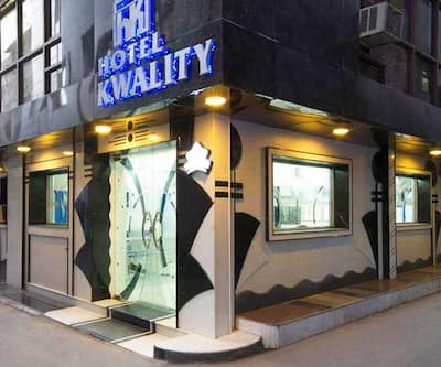 https://imgcld.yatra.com/ytimages/image/upload/t_hotel_yatra_city_desktop/v1432639972/Domestic Hotels/Hotels_New Delhi/Hotel Kwality/OVERVIEW.jpg